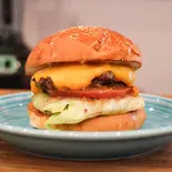 CHEESE BURGER / チーズバーガー（ハンバーガー＆ジャンクフード THE SPRINGFIELD）