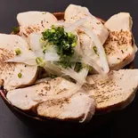 こだわり生姜鶏の炙り丼  Roast chicken rice bowl（海鮮炙り丼 炉端の山ちゃん 亀有店）