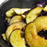 ナスガーリック炒め Eggplant garlic itame(TAJ MAHAL ASIAN DINING&BAR)