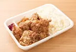 名物醤油から揚げ4個入り弁当（元祖からあげ本舗マルカ商店 浅草店）