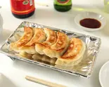 焼き餃子 (5個)Grilled Gyoza Dumplings(中華 芳園)