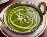 ほうれん草チキン Spinach ＆ Chicken（チョウタリー レストラン andバー）