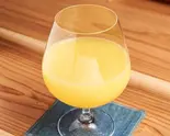 フレッシュジュース・パイナップル(ニチョウメカフェ ニニギ)