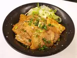 豚の生姜焼き丼（焼肉・ホルモン さっちゃん）