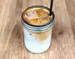 アイスカフェラテ (アイス) Caffe Latte (Iced)(Cafe Yellow)