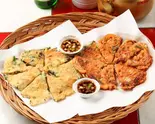 ニラチヂミ -特製タレ付き-（オンマのご飯）