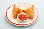 サモサ(2P) Samosa (2P)（本格インド・ネパール料理エベレスト）