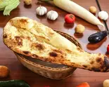 ガーリックナン Garlic Naan（インド料理 Himal）