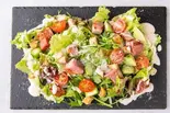 厚切りベーコンとこんがりバケットのシーザーサラダ(洋風酒場トゥエルブ)