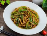 青椒肉丝飯（中華料理 玉蘭春）