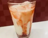 ストローベリー ラッシーStraw berry lassi（本格タンドリーカフェ虹）