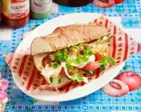 チキンと野菜のバインミー Chicken ＆ Vegetables Bahn Mi（チャオエムカフェ）