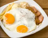 スパム・ロコモコ弁当 Spam - Loco Moco Bento Box（ハワイアンフード マイカイキッチン）