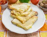 チーズナン Cheese Naan（インド・ネパール料理GANGA ガンガ）