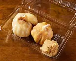 ニンニク姿揚げ(2個) Deep-Fried Garlic without Batter (2 Pieces)（宮崎地鶏と鍋の酒処 じどりーにょ）
