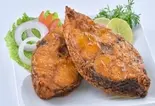 魚のタワフライ Fish tawa fry 3p（スターケバブインドカレーハラル専門店）