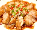 中華風あんかけ鶏唐揚げ（中華料理華馨園）