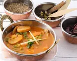 【単品】マッシュルーム＆グリーンピースカレー Muter Mushroom Curry（インドネパール料理 アジアンダイニング ロータス）