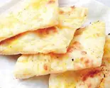 【にんにくマシマシ】ガーリックナン Garlic Naan（インドネパール料理 アジアンダイニング ロータス）