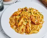 スパイシーチキン焼きそば/Chicken Chow Mein（インドネパール料理 アジアンダイニング ロータス）