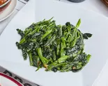 ほうれん草炒め Spinach Stir-Fry（インドネパール料理 アジアンダイニング ロータス）