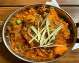 キーマ野菜カレー Keema dry curry（アジアンダイニング・ベイリーフ）