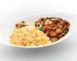 炒飯プレート鶏肉辛子炒め（上海イーエックス池尻店）