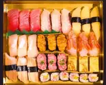 特選握り3人前(盛り込み桶) Special Sushi Selection - Serving for 3 (Assorted Platter)（寿司あおい 成城学園店）