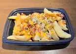 チリチーズフライ CHILI CHEESE FRIES（【アメリカンホットサンド】GUILTY SAND）
