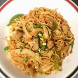 チキンチャウミン(Chicken Chowmein)（KHUKURI）