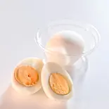 ゆで卵 Boiled Egg（鶏胸肉とブロッコリー チキンブラザーズ 新宿店 Chicken Brothers Shinjuku）