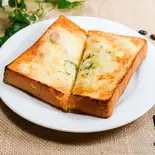 ツナトースト Tuna Toast（カフェ ノエシス）