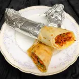 チキンティッカロール Chicken Tikka Roll（アジアンダイニングバー MANZOKU HOUSE）