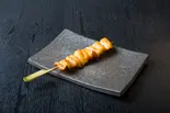 皮(比内地鶏炭火焼ひない)