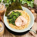 ほうれん草増しラーメン（横浜家系ラーメン 気合家）