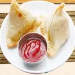 Samosa 1 p（Pariwar restaurant and cafe）