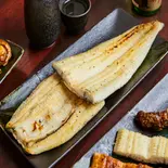 極上うなぎ1尾盛り(白焼き)（築地DINING金のうなぎ 中村橋店）