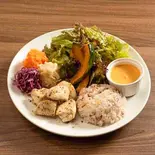 【当店人気No.1】国産鶏ムネ肉のソテー(EAT Healthy Food Cafe)