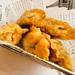 イイダコ揚げ餃子(激辛)5個（Chicken'z 鶴見店 (チキンズ) 韓国料理 韓国チキン Chicken'z tsurumiten）