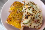 たっぷりのチーズのピザトースト（地域活性カフェ サク）