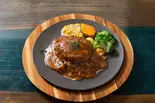 コヒツジハンバーグ(田川食堂 黄ごん焼き あにおん)