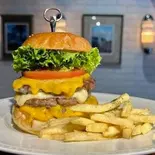 トリプルチーズバーガー（GOODTHANG TOKYO）