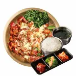 チーズタッカルビ定食(おかず3品、ライス、スープ付き)（韓国料理専門店「ククク」大島店）