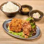 メンチカツ弁当(シウマイ酒場 創笑商店)