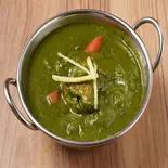 ほうれん草チキンカレーナンPalak Chicken(AsianDining&Bar sita nakameguroten)
