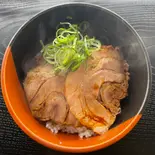 ミニチャーシュー丼（ラギちゃんラーメン北21条店）