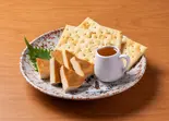 カマンベールチーズの自家製燻製(やきとり福茂 千住大橋店)
