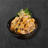 濃厚炙りサーモンガーリックチーズ丼(富安 和食丼ぶり 住吉大社店)