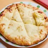 チーズナン Cheese Naan（エベレストキッチン浦和店）