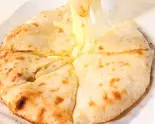 チーズナン Cheese Naan(インド・タイ料理 さくら)